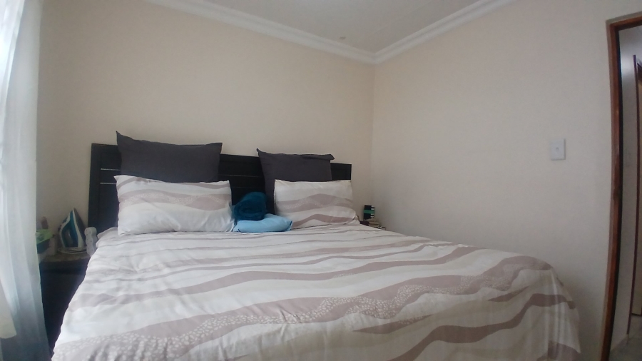 To Let 3 Bedroom Property for Rent in Mandela View Free State